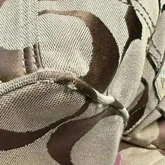 Coach SoHo Daisy Legacy Vintage Shopper Tote Signature Jacquard Khaki Yellow Bag - Picture 15 of 16